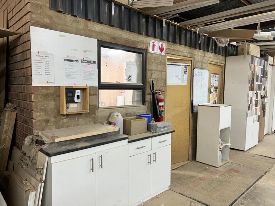 Commercial Property for Sale in Jeffreys Bay Industrial Eastern Cape